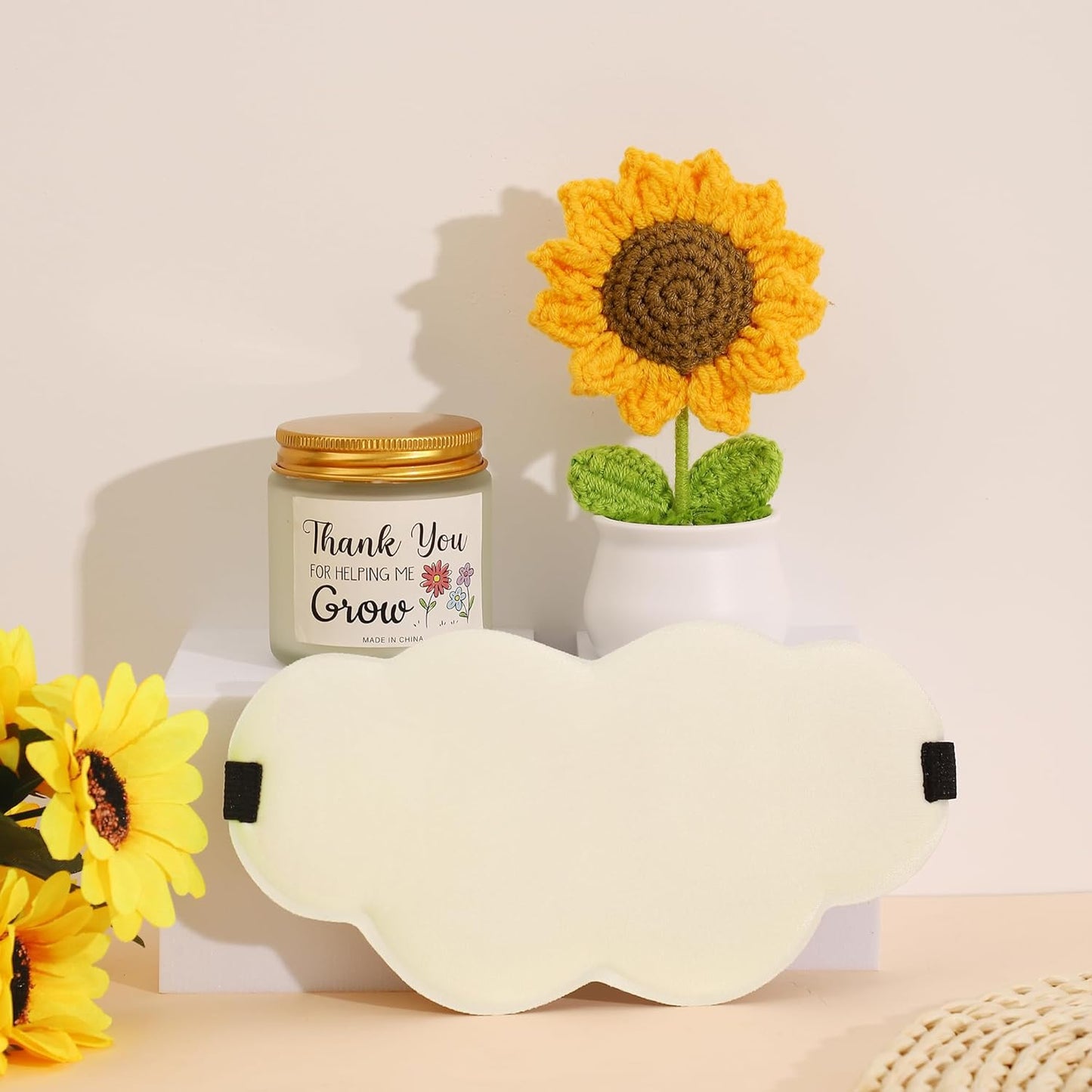 Sunny Countryside Gift Set - Cozy Towel, Scented Candle